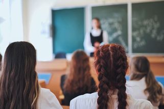 Inkluze v praxi. Jak se učí ve škole, která sousedí s obří asijskou tržnicí - Seznam Zprávy